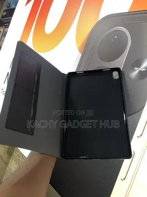 Lenovo P11 Pouch and Keyboard