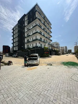 3bdrm Apartment in Lekki Phase 1 for rent