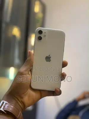 Apple iPhone 11 64 GB White