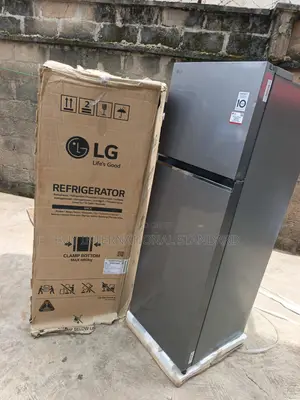 LG GLB262PQKB Refrigerator for Convenient Family Food Storage