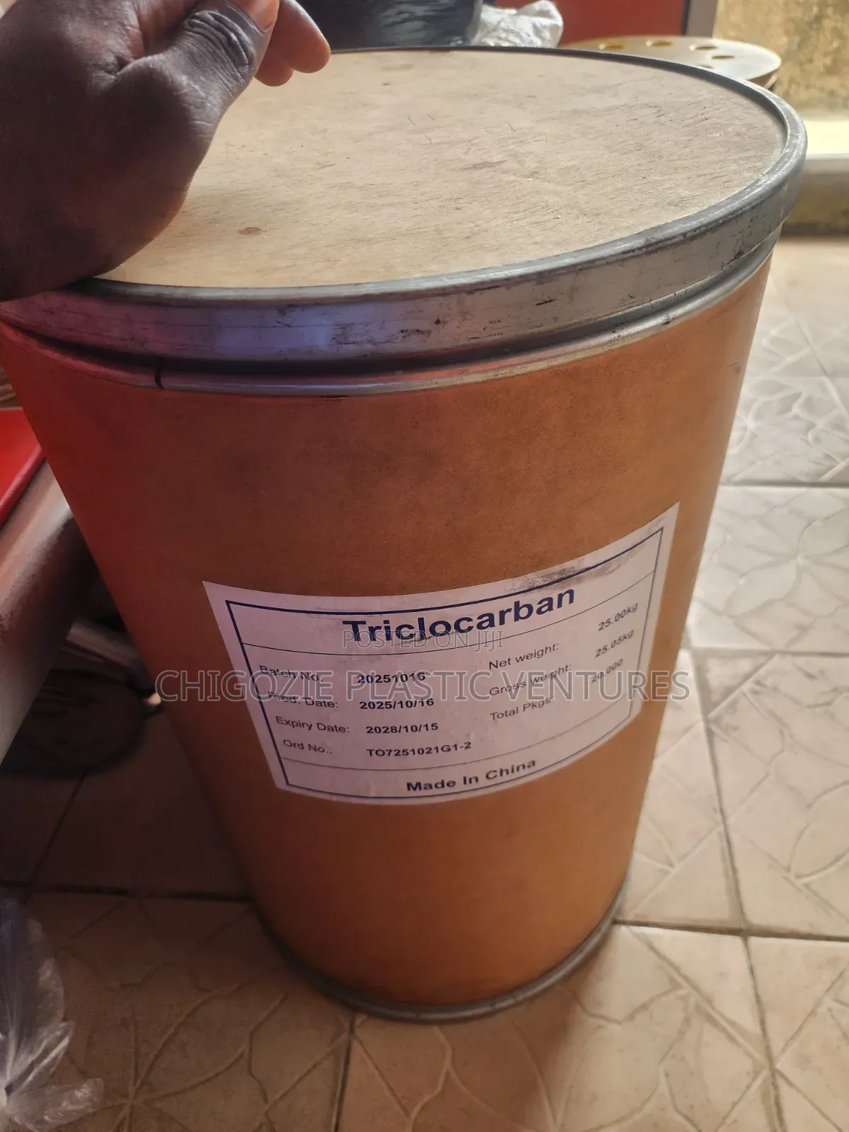 Triclocarban
