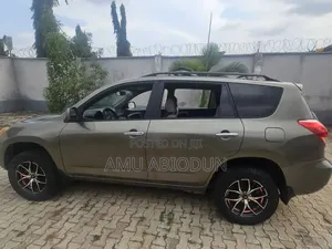 Toyota RAV4 V6 2006