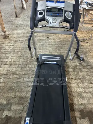 Hirizon Treadmill
