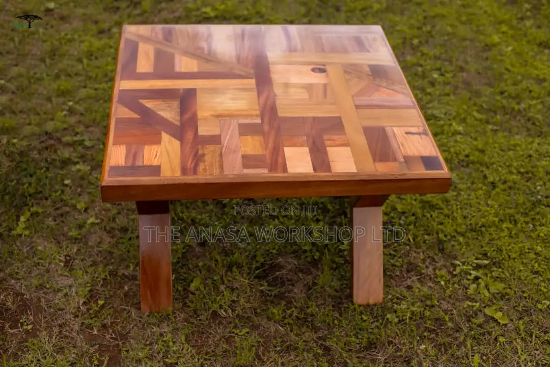 Haedwood Coffee/Side Table
