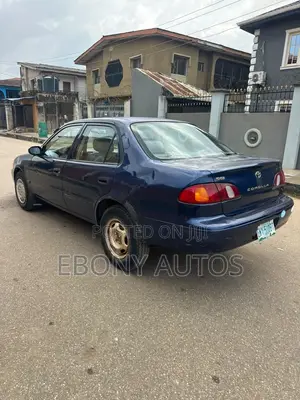 Toyota Corolla 2001 Blue