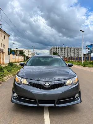 Toyota Camry 2014