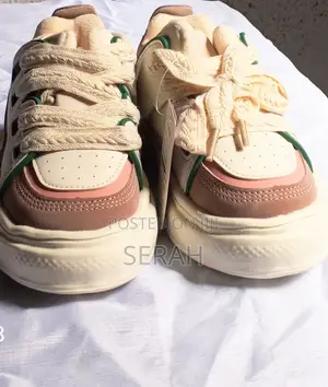 Fashionable Foot Wear for Kids/Teenagers