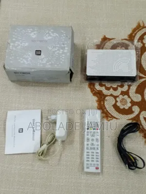 SKYBOX Digital Satellite Receiver Model: S12 HD PVR