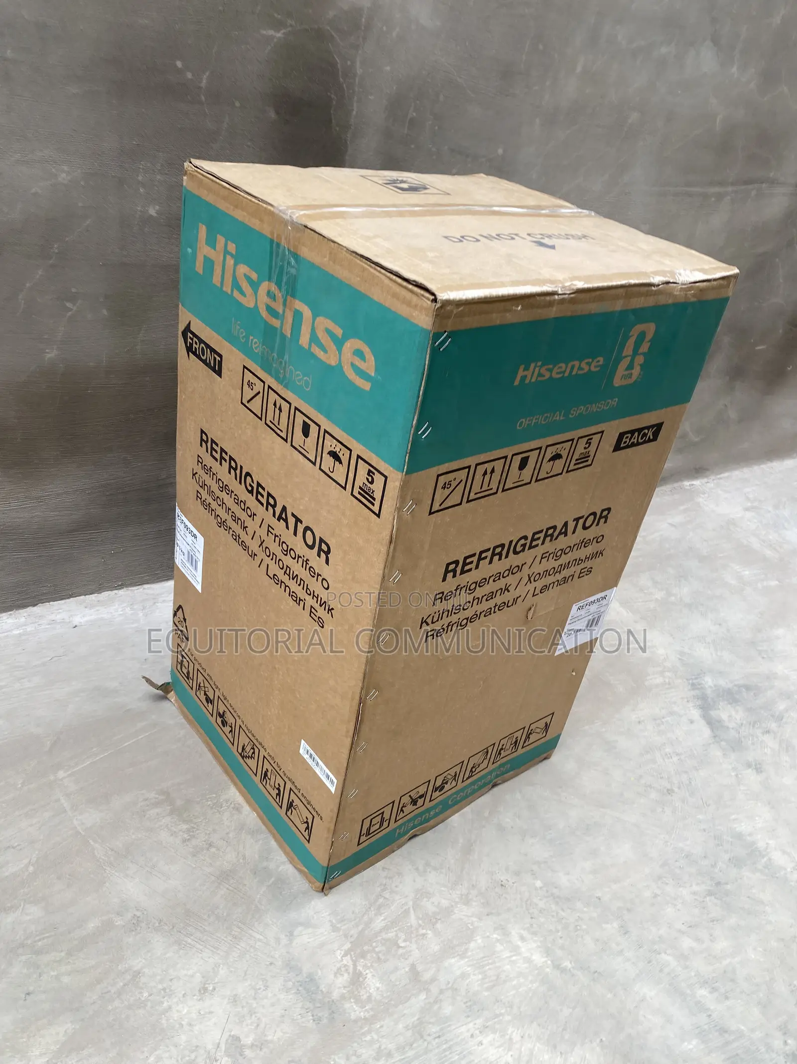 Hisense REF093DR 90L Space-Saving Refrigerator With Freezer