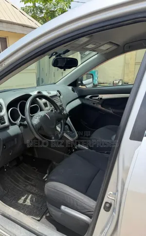 Pontiac Vibe 2010 Silver