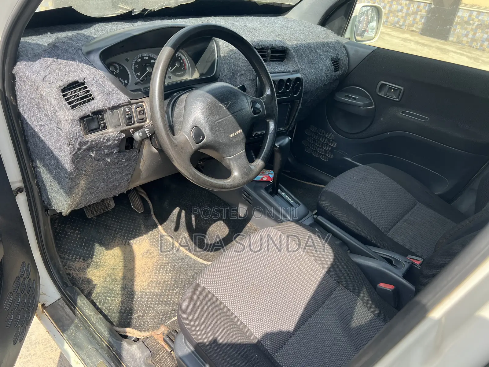 Isuzu Amigo 2004 White