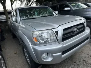 Toyota Tacoma Double Cab V6 2010 Silver