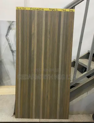 Wood-Effect Tiles for Luxurious Interior Designs