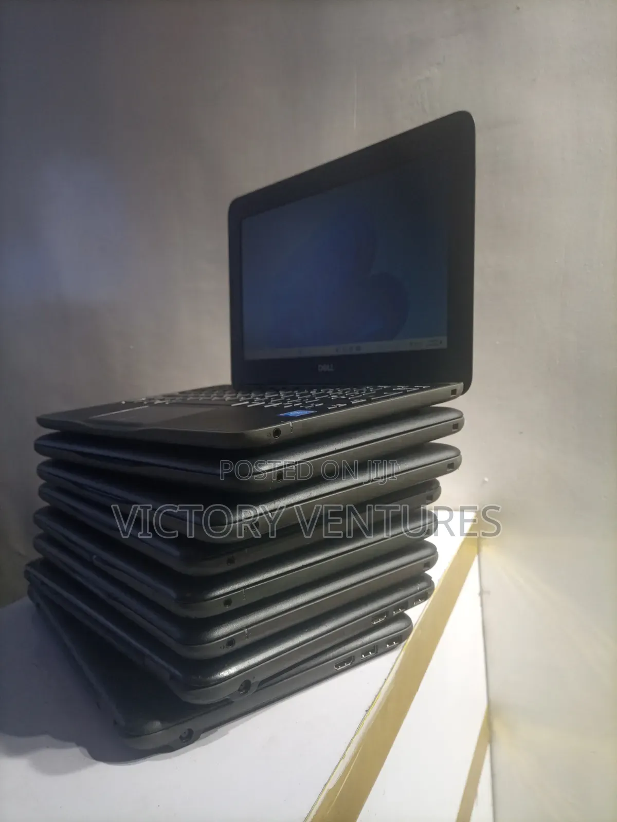 Laptop Dell Latitude 3190 4GB Intel Celeron SSD 128GB