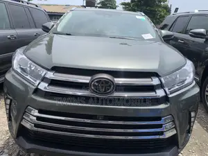 Toyota Highlander Limited 2019 Green