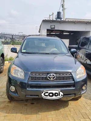 Toyota RAV4 200 4X4 2008 Green