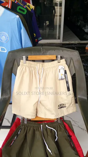 Men's Lightweight Sport Shorts With Zip Pocket – Cream, Red, Olive