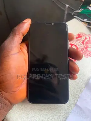 Apple iPhone X 64 GB Black