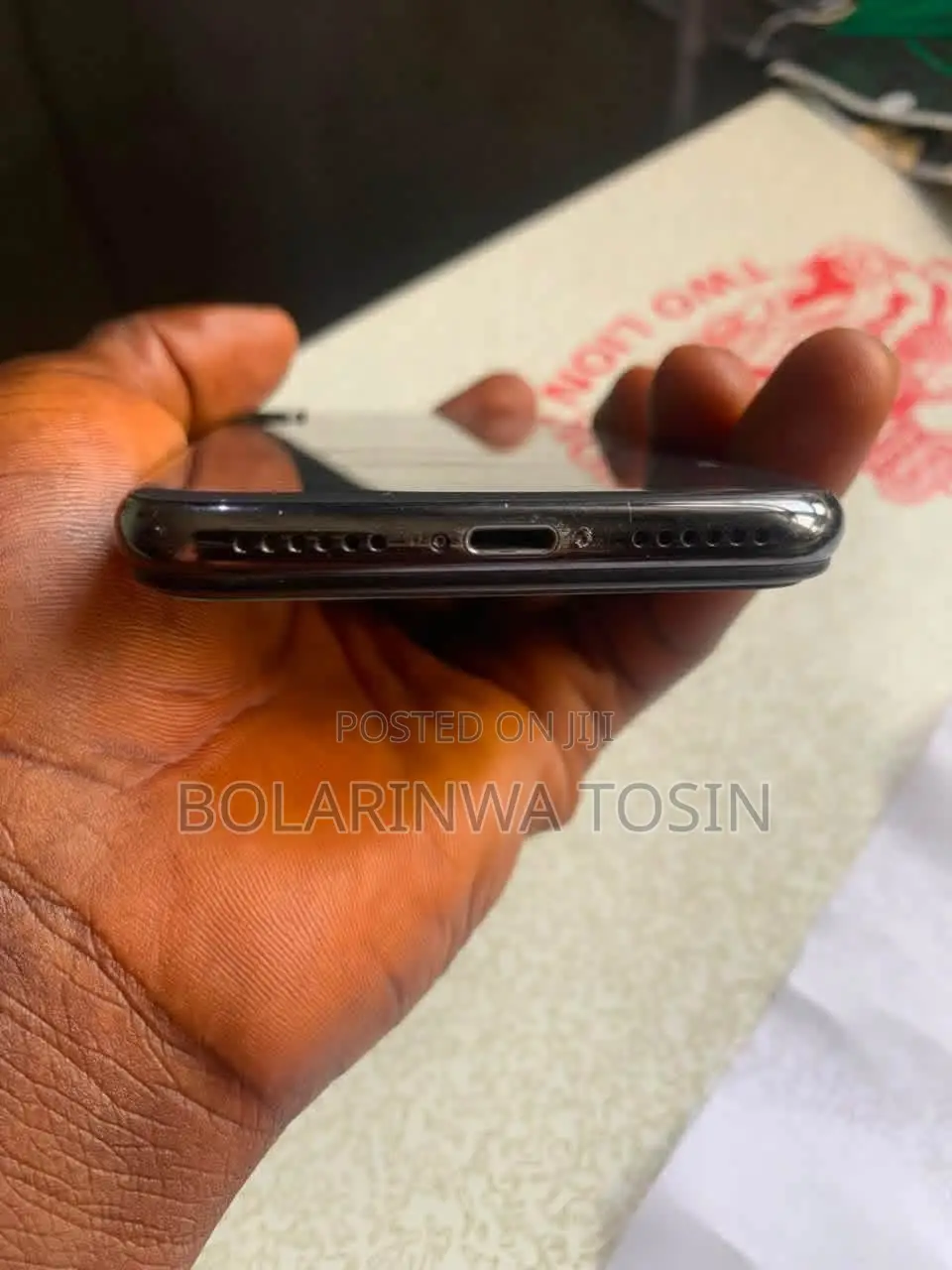 Apple iPhone X 64 GB Black
