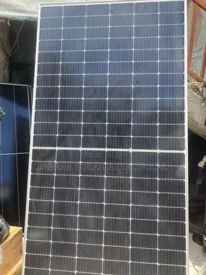 Jinko 600watt Solar Panel.