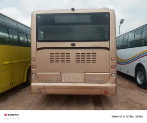 Yutong ZK6116D 2016 Gold