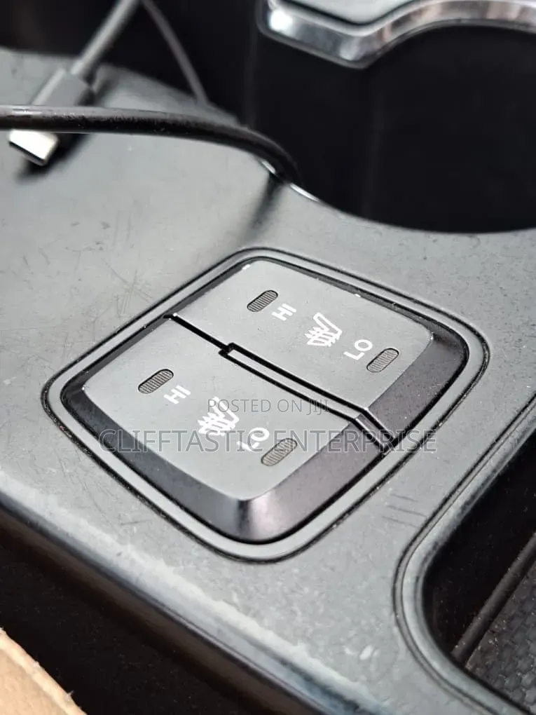 Hyundai Sonata Limited Sedan FWD (2.4L 4cyl 6A) 2011 Black