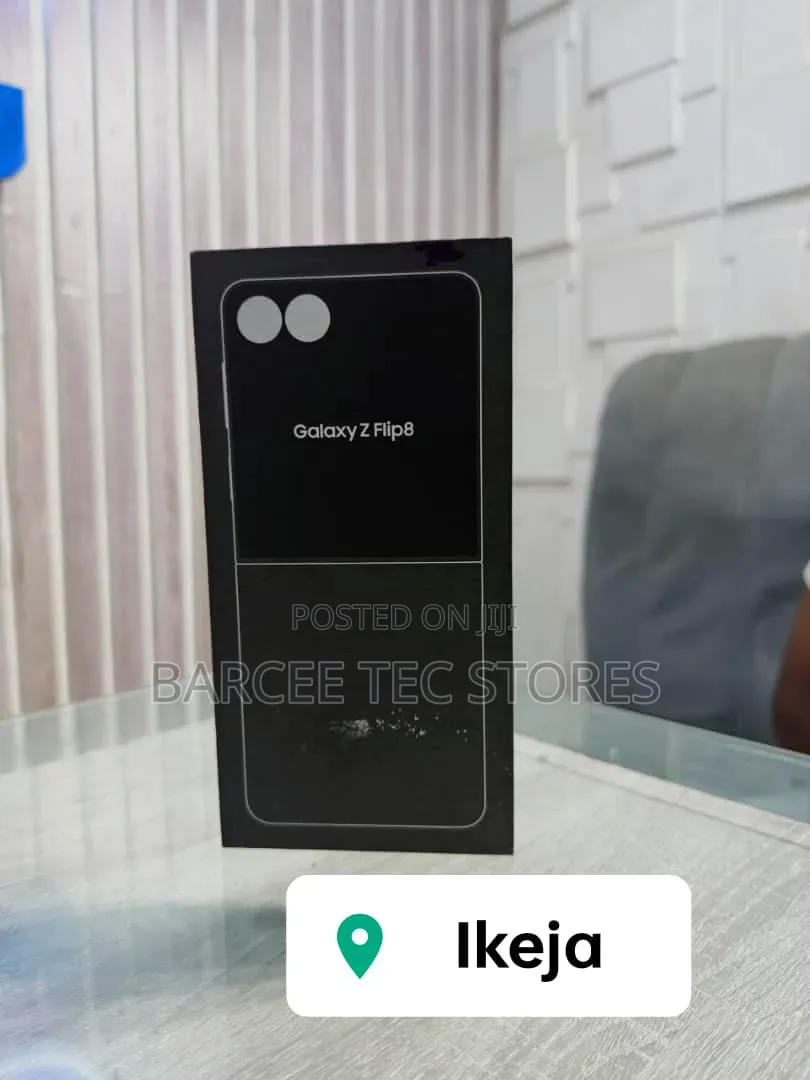 New Samsung Galaxy Z Flip8 512 GB Graphite