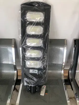 Suntrik 2500W 6500K Solar Street Light for Commercial and Residential