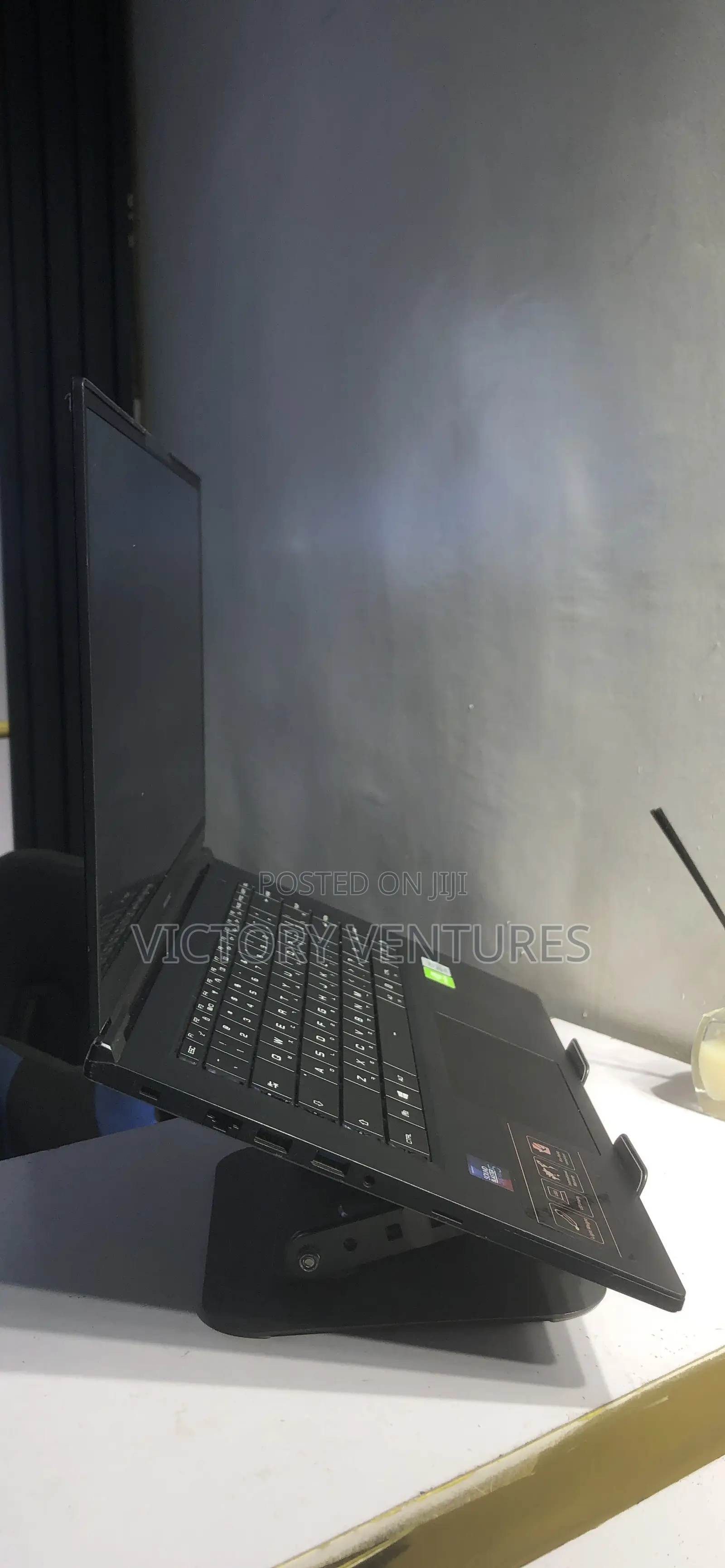 Laptop 8GB Intel Core i5 SSD 512GB
