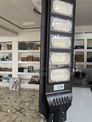 Suntrik Solar LED Street Light for Industrial Premises