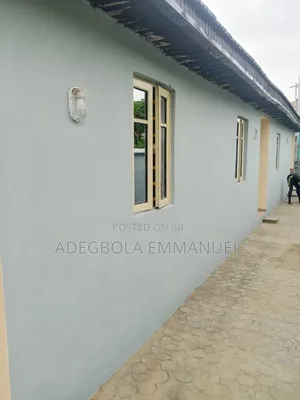 Mini Flat in Ejikeye, Alakia for rent