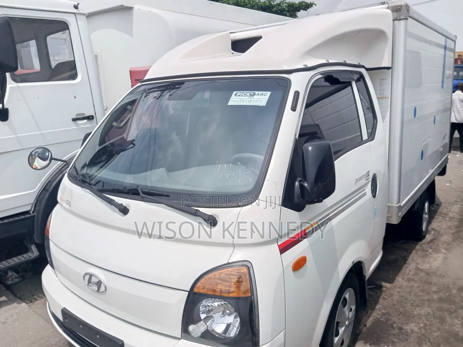 Hyundai H-100 2004 White