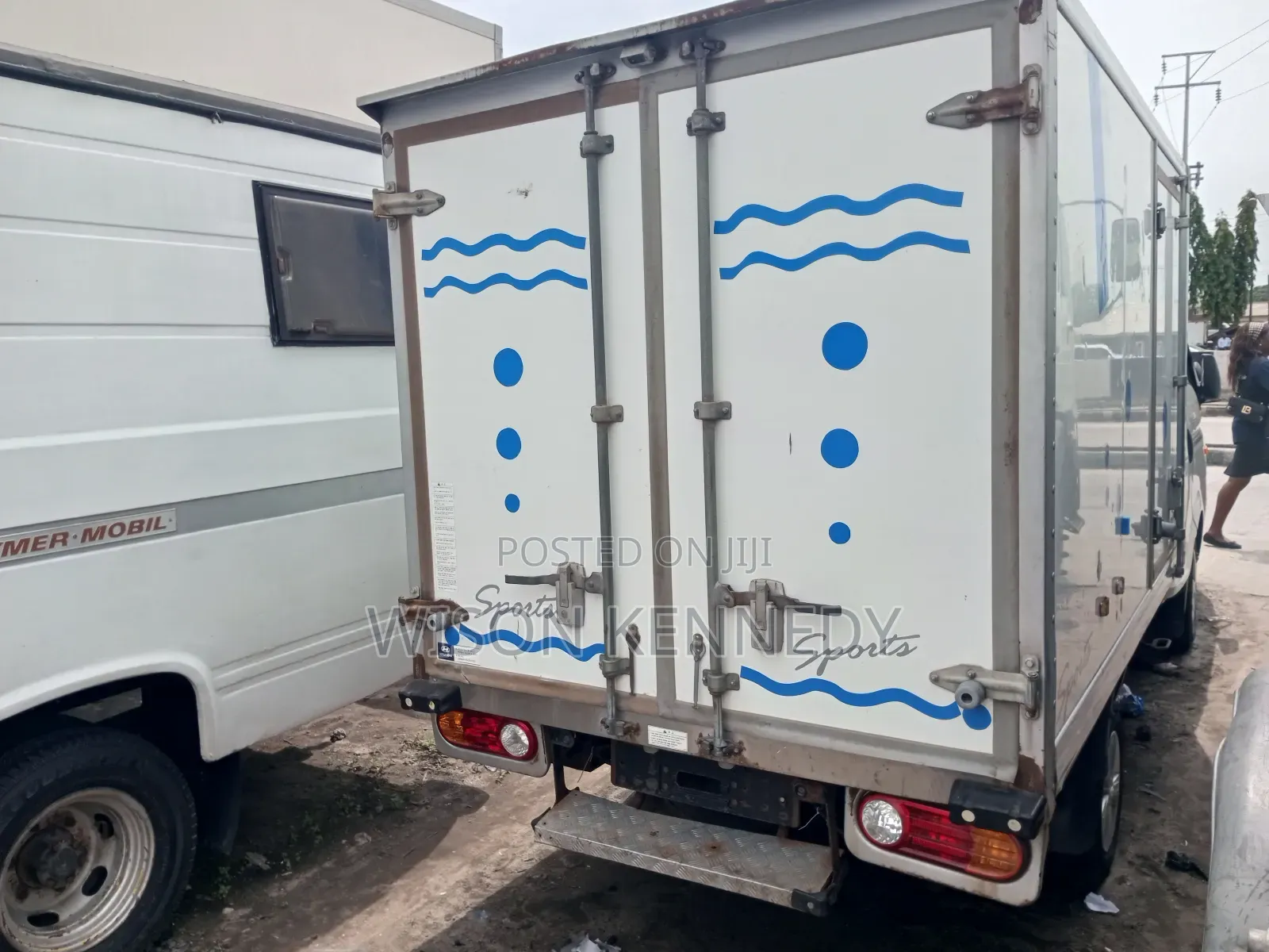Hyundai H-100 2004 White