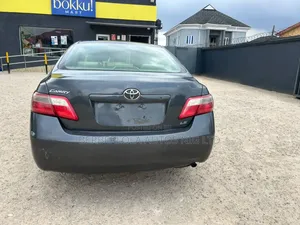 Toyota Camry 2.4 LE 2008 Gray