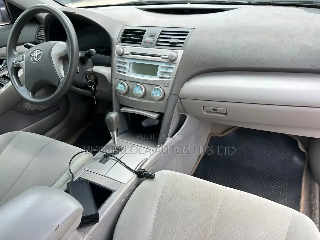Toyota Camry 2.4 LE 2008 Gray