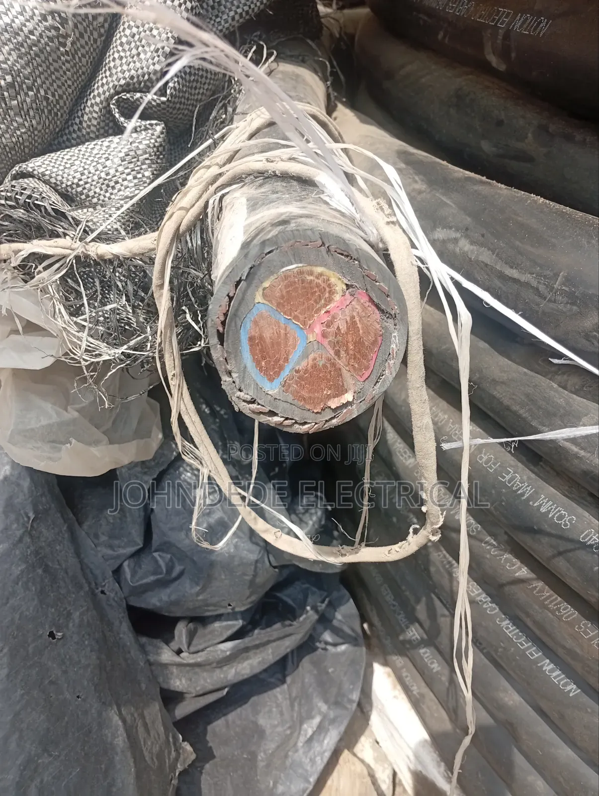 240mm 4core Armoured Cable