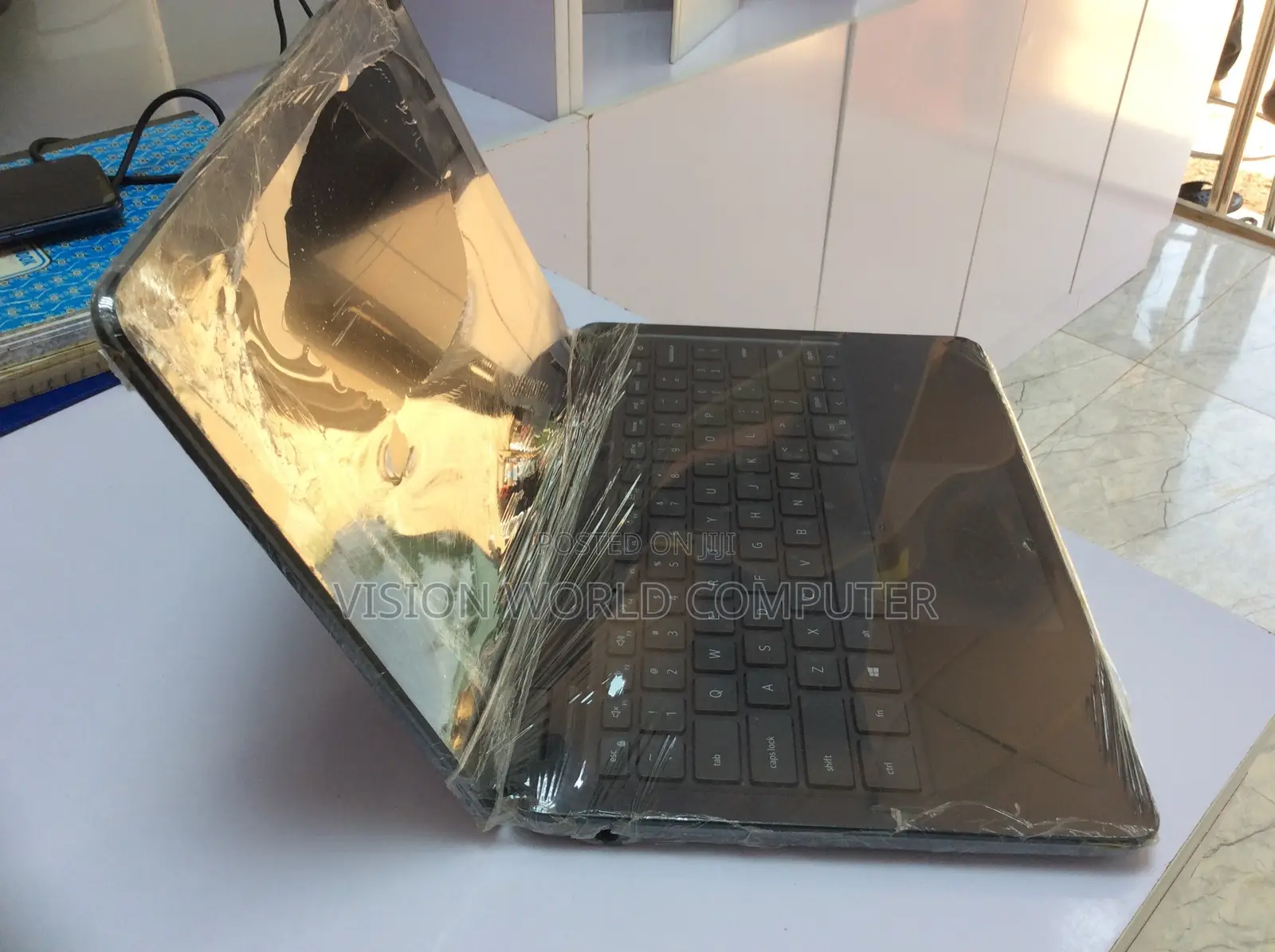 Laptop Dell Latitude 3120 8GB Intel Pentium HDD 128GB