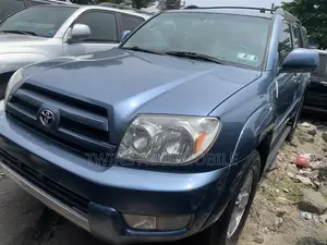 Toyota 4-Runner Limited V6 4x4 2005 Blue