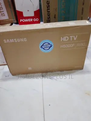 32-Inch HD Television for Contemporary Home Interiors