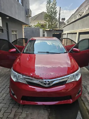 Toyota Camry 2014 Red