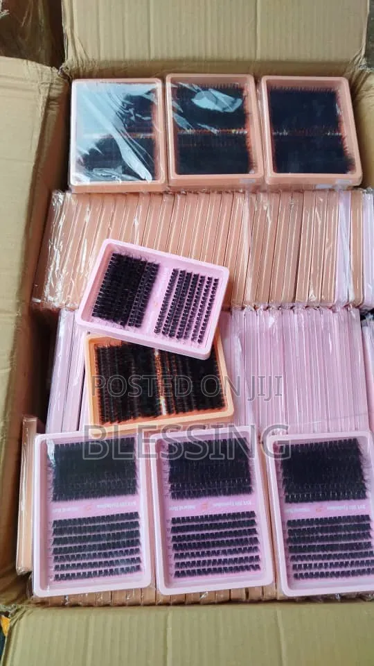 Cluster Lashes