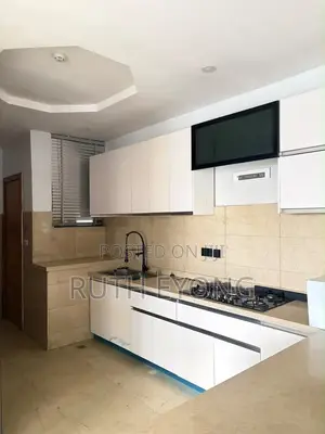 3bdrm Apartment in Adeola Odeku for rent