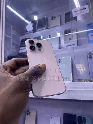 Apple iPhone 16 Pro 128 GB Gold