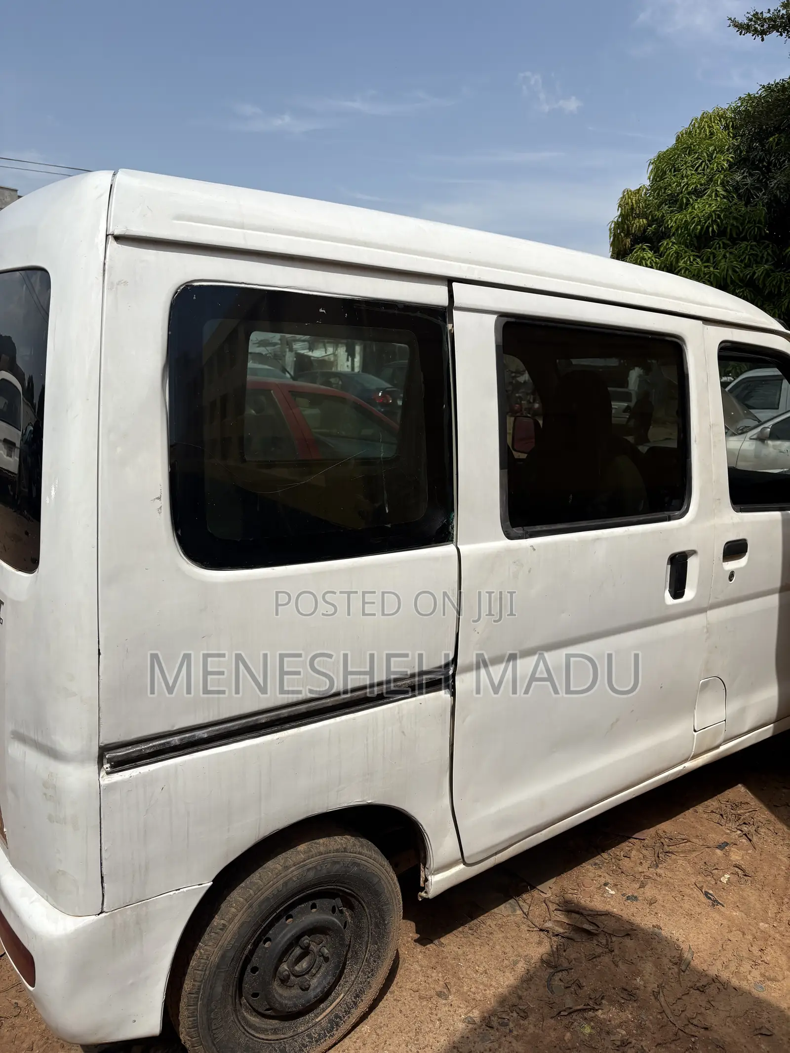 Daihatsu Hijet 2010 White