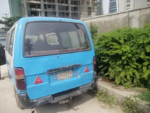 Toyota HiAce 1997 White