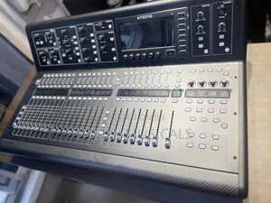 Behringer M32 Midas Digital Mixer