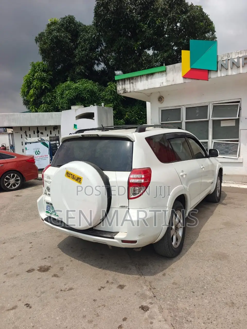 Toyota RAV4 2011 White