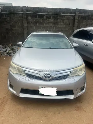 Toyota Camry 2014 Silver