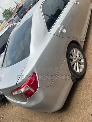 Toyota Camry 2014 Silver