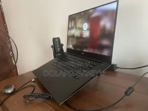 Laptop Dell Precision 5510 8GB Intel Core i7 SSD 512GB